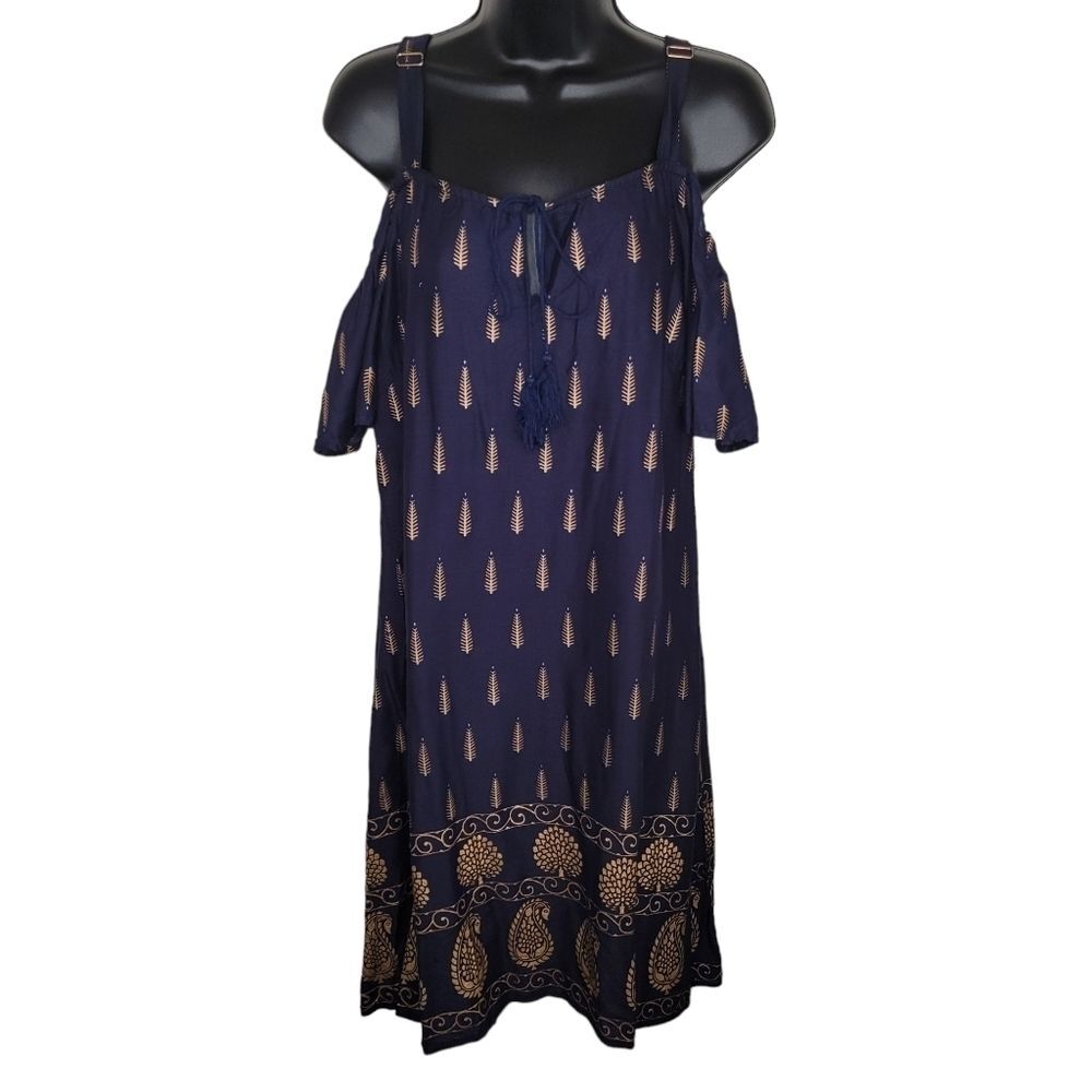 Lapogee World Over Nwt paisley cold shoulder dress size Large